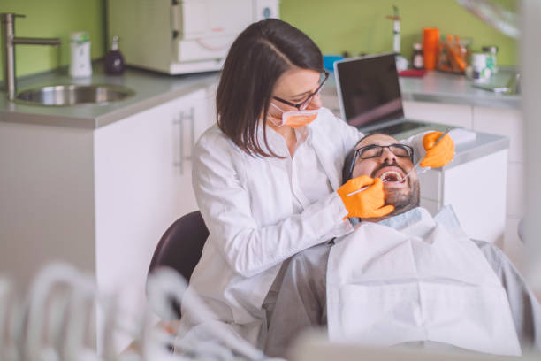 Best Weekend Emergency Dentist in Hollywood Park, TX