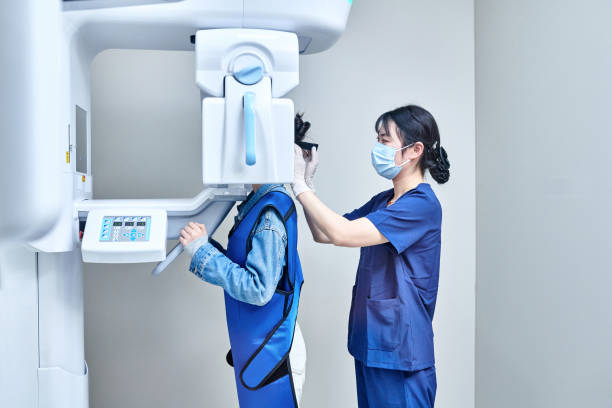 Best Emergency Dental Care for Broken or Chipped Teeth in Hollywood Park, TX
